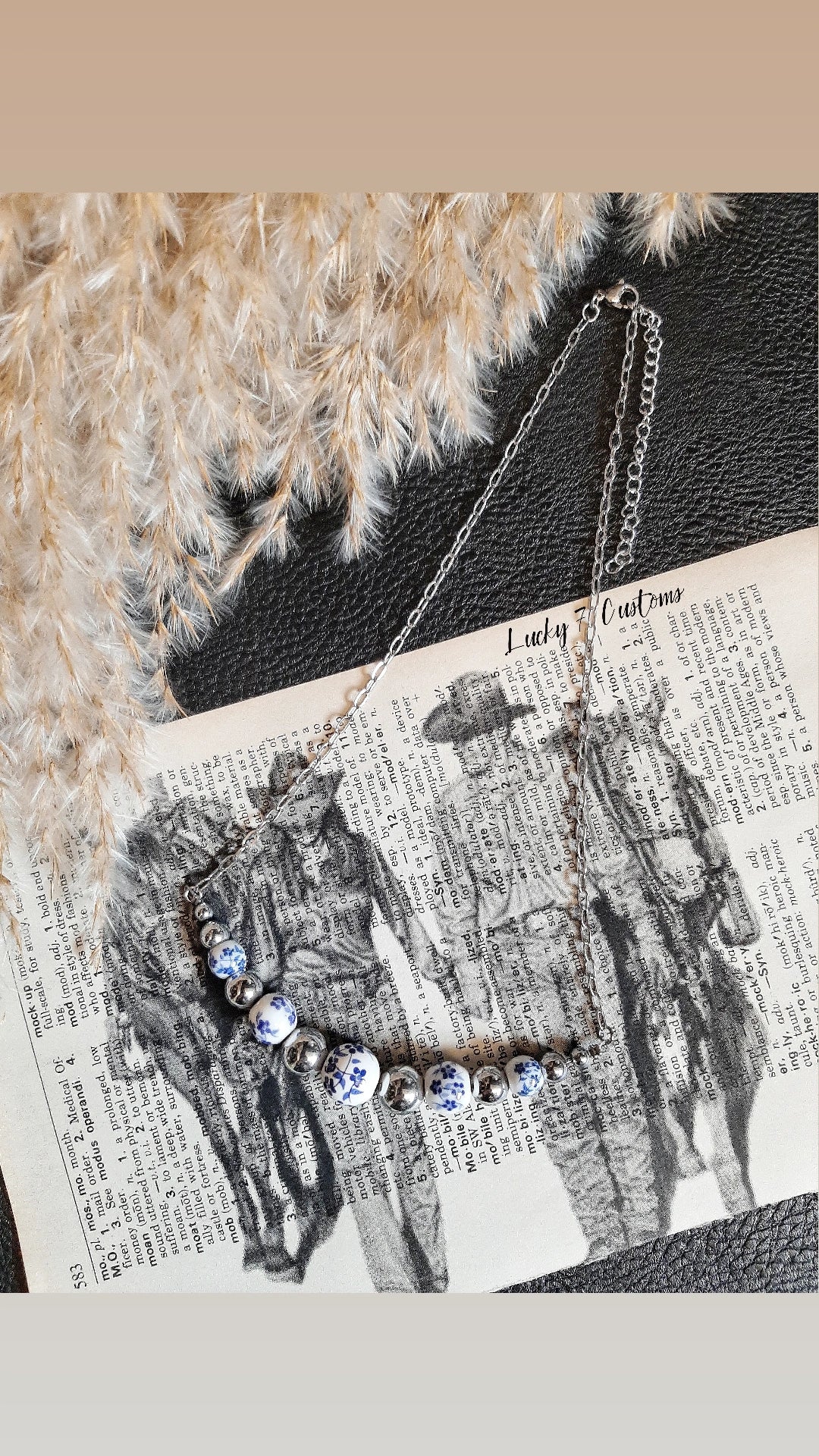 The Graduated Floral Laurel Stack